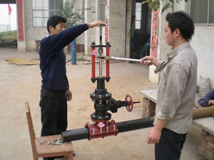 不停水開(kāi)孔機(jī)作業(yè) 不停水開(kāi)孔機(jī)作業(yè)